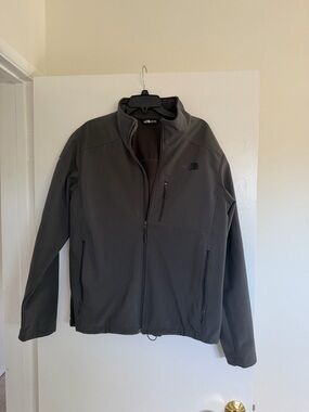 The North Face Men’s Charcoal Gray Softshell Jacket